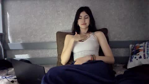 Alice online show from December 17, 5:36 am