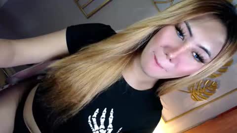 Im Dianna DONT FORGET TO FOLLOW ME   online show from October 6, 5:47 am