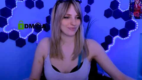 ur Louise online show from March 27, 8:32 pm