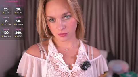 Ellis online show from December 17, 6:25 pm