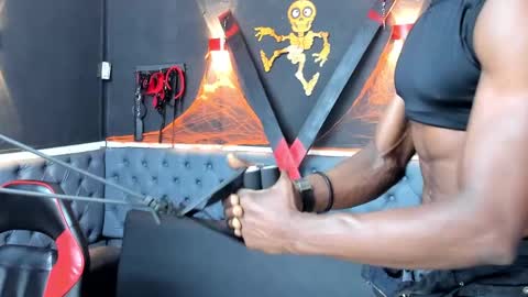 terranze_z online show from October 30, 9:04 pm