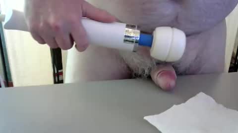 Test the Chat online show from May 10, 8:04 pm