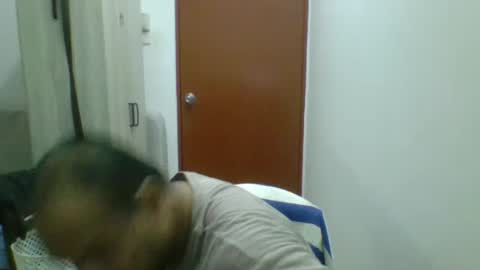 yours online show from March 1, 2:54 pm