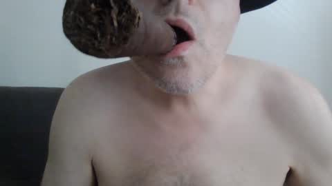 texancigar online show from December 31, 2:58 pm