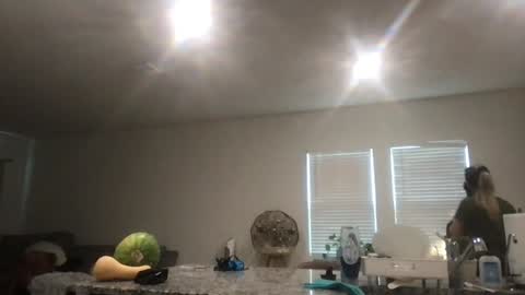 Daphne Summers online show from April 15, 7:58 pm