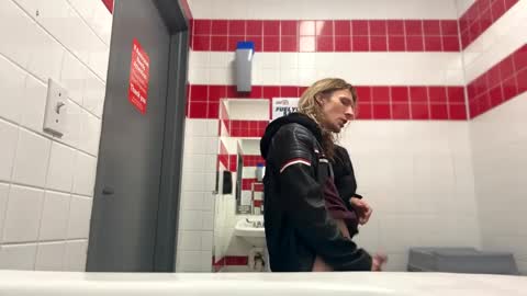 texascockstar online show from December 13, 12:50 pm