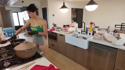 babygirlmami online show from March 16, 12:58 am