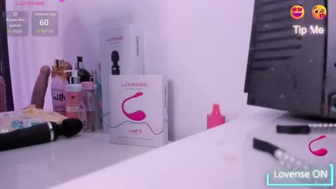 Thalia online show from November 12, 5:54 am