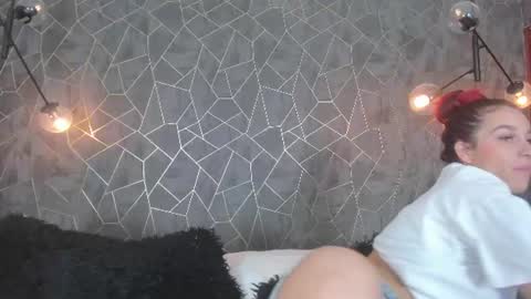 THALIRA ANGELS online show from July 16, 2:31 pm