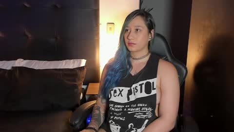 Thamy online show from April 7, 3:19 am