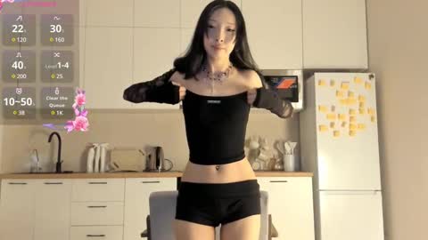 thanos_world1321002 online show from February 26, 9:42 pm