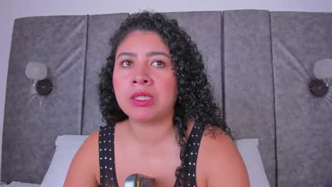 thara webstter online show from February 9, 11:03 am