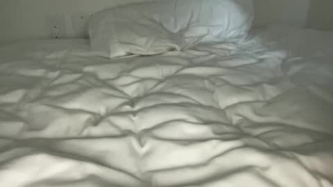 Melanie online show from October 6, 4:14 pm