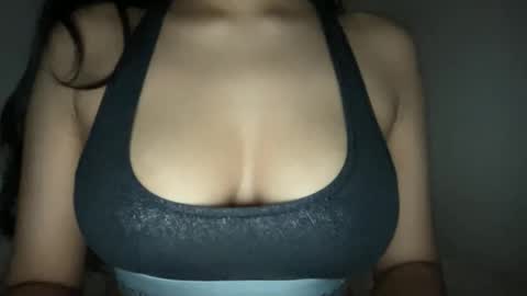 Melanie online show from April 21, 3:13 am