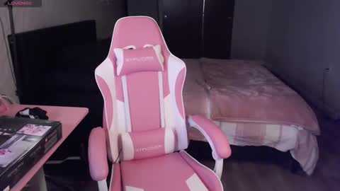 Thatwitch710 online show from March 11, 3:09 am