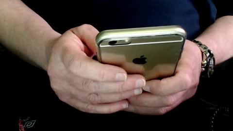 Snapshot of the1pocketrocket chatting on January 4, 3:17 pm the1pocketrocket online show from January 4, 3:17 pm