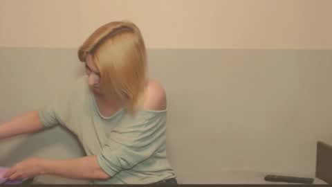 Eva online show from February 25, 10:35 pm