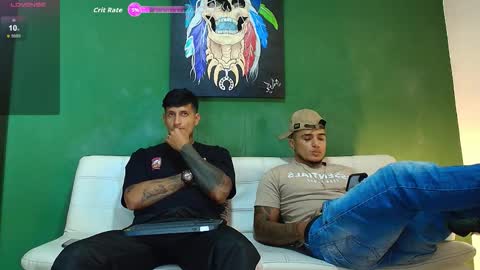 SCOTT  THEO  KAMERON  GENDERSON online show from January 9, 12:27 am