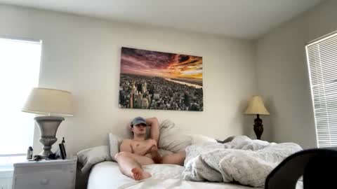 Snapshot of the_horndog chatting on February 2, 10:06 pm the_horndog online show from February 2, 10:06 pm