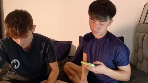 the_lionss online show from April 29, 9:41 pm