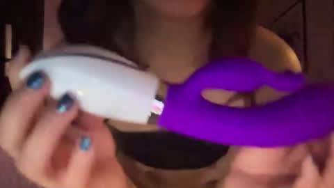 Girl Next Door  online show from April 23, 5:26 am