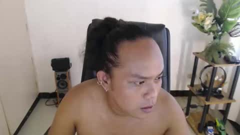 thebitch_cowbell online show from January 13, 1:57 am