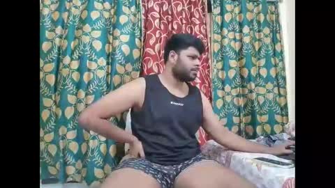 thecuteboyy online show from May 3, 10:21 am