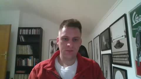 Snapshot of thedon2123 chatting on February 25, 7:38 pm thedon2123 online show from February 25, 7:38 pm