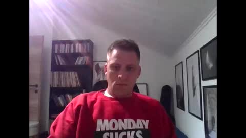 Snapshot of thedon2123 chatting on September 16, 3:15 pm thedon2123 online show from September 16, 3:15 pm