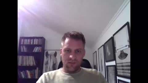 Snapshot of thedon2123 chatting on September 26, 4:59 pm thedon2123 online show from September 26, 4:59 pm