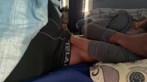 Snapshot of theeshooterr chatting on October 9, 3:17 pm theeshooterr online show from October 9, 3:17 pm