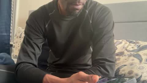 Snapshot of theeshooterr chatting on January 20, 1:21 pm theeshooterr online show from January 20, 1:21 pm