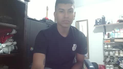 thehousedog online show from March 4, 4:06 am