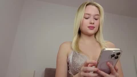 Kisaaleksandrova online show from February 25, 3:59 pm