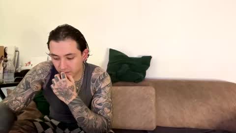 Tyler  Ada online show from November 3, 9:38 pm