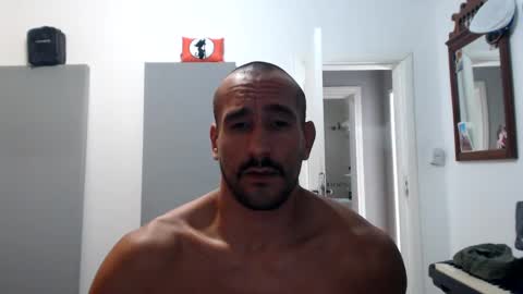 Snapshot of thekingofpains chatting on January 20, 12:18 pm KINGOFPAINS online show from January 20, 12:18 pm