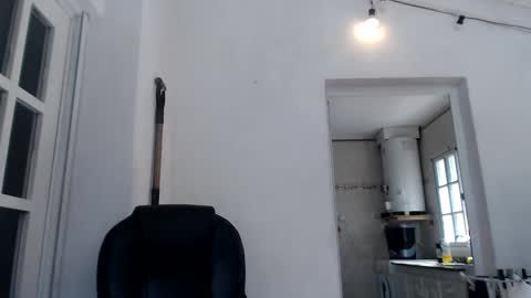 Snapshot of thekingofpains chatting on February 17, 1:55 pm KINGOFPAINS online show from February 17, 1:55 pm