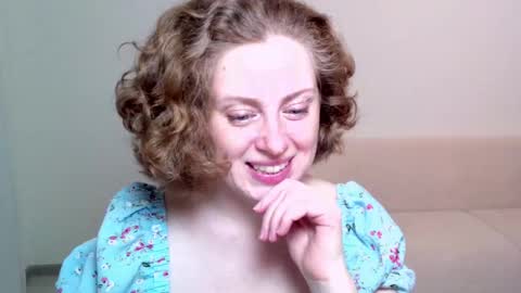 Ella online show from March 5, 7:17 pm