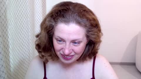 Ella online show from February 19, 7:07 am