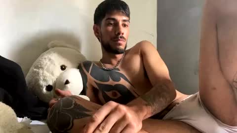 themarttinguyyy online show from December 21, 1:53 pm