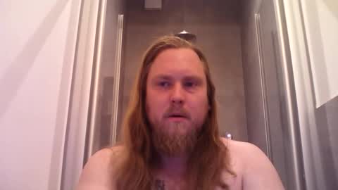 thenewdude1992 online show from November 7, 7:49 pm