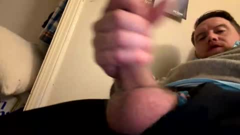 Snapshot of thenotoriousld chatting on October 12, 5:00 am thenotoriousld online show from October 12, 5:00 am