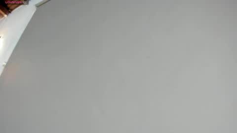Pamela  online show from May 16, 10:58 am