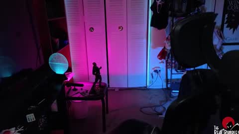 Bumbles or B online show from February 25, 6:55 pm