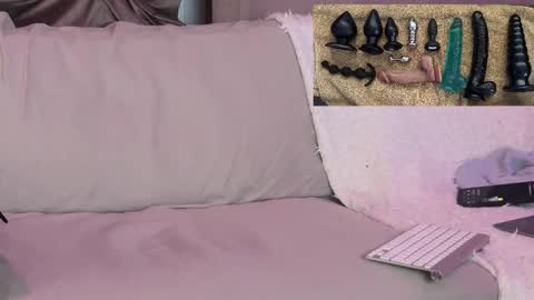 therealhoff86 online show from February 2, 2:20 am