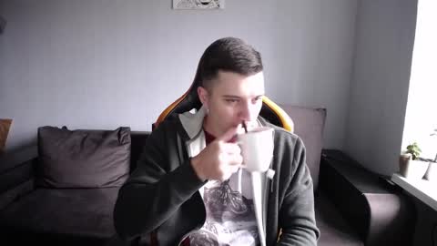 Nick   online show from November 30, 9:16 am