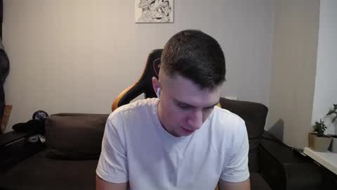 Nick   online show from December 17, 8:26 pm