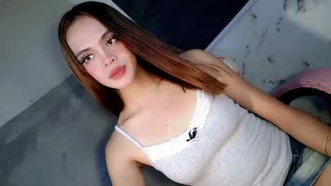 hi follow me its GITTER  online show from July 5, 12:23 pm