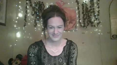sillymillie0 online show from March 22, 1:31 am