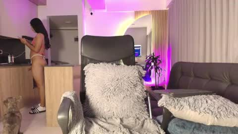 Thesweet khloe online show from June 11, 2:53 am